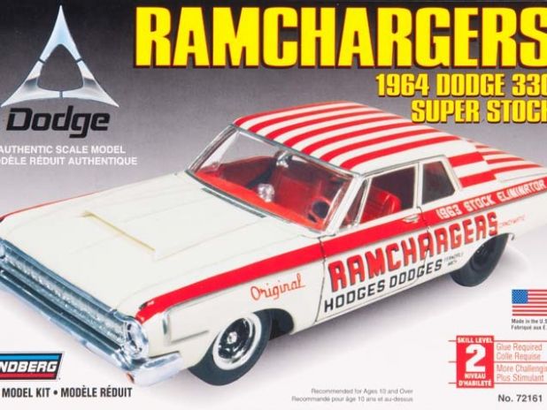 Model plastikowy Lindberg - Ramchargers 1964 Dodge