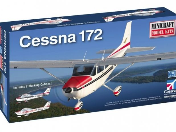 Model plastikowy - Samolot Cessna 172 1:48 (2 opcje znakowania) - Minicraft