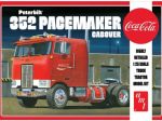 Model plastikowy - Ciężarówka Peterbilt 352 Pacemaker Cabover Coca-Cola 1:25 - AMT